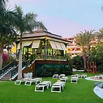 Lägenhet Golden Mille By Deihu Experiences