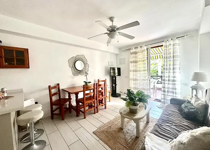 Golden Mille By Deihu Experience Apartment